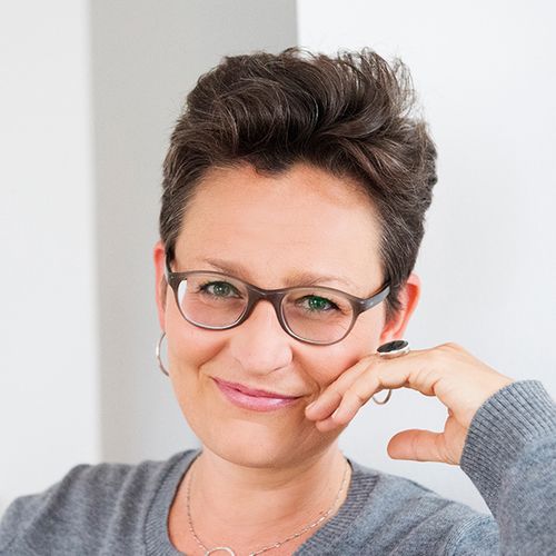 Christine Knödler